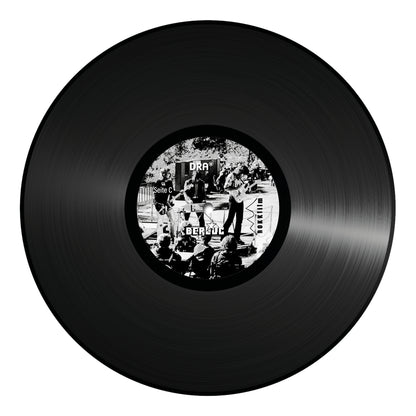 0.0 VORBESTELLUNG! Berluc FLIEGEN VOR DER ZEIT - LIVE 1984, 2LP, black vinyl, Ltd. Ed. 400 Stck., 20-seit. Booklet, Din-A-2-Poster, VÖ: Oktober 2026